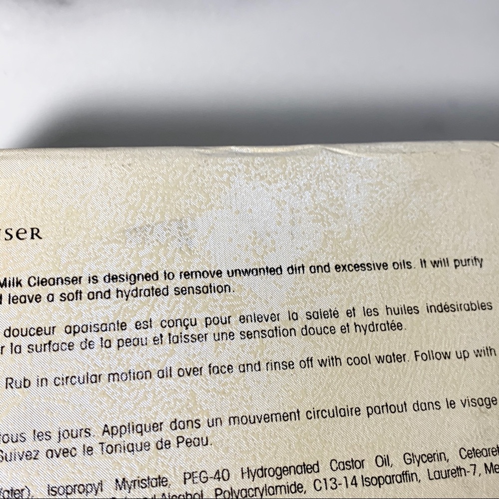 Lionesse White Pearl 2 Step Cleansing Kit - Picture 3 of 6